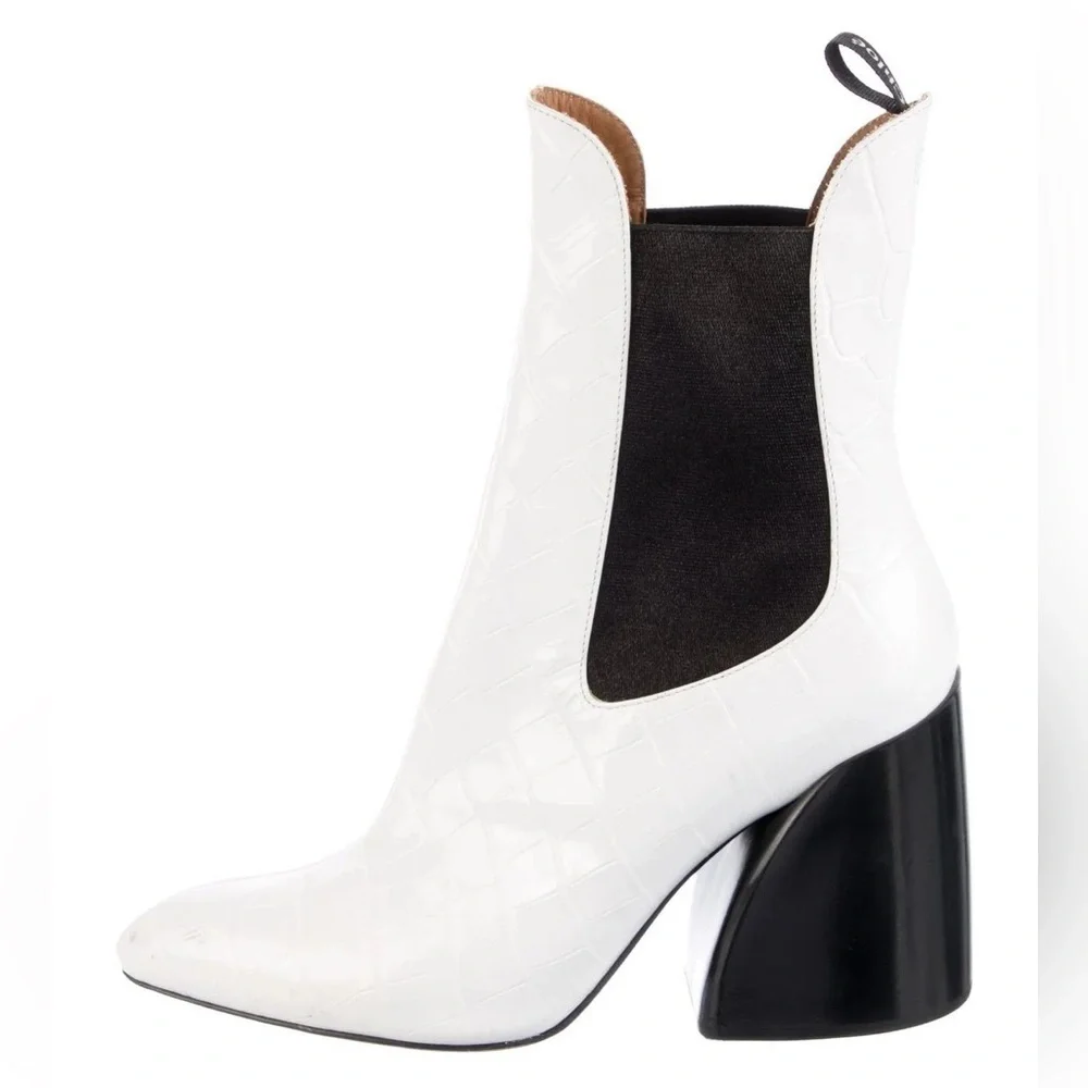 Chloé White Wave Leather Chunky Heeled Booties Size 39